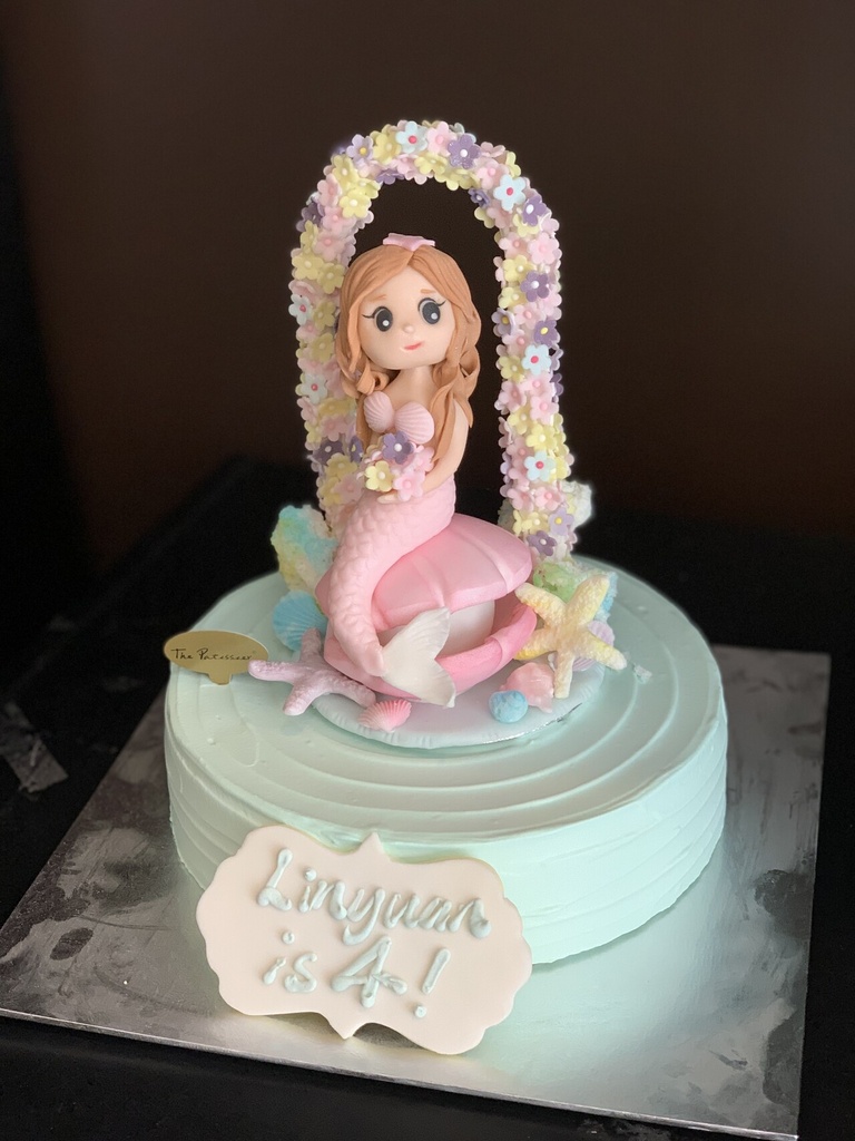 Mermaid Serenade Cake