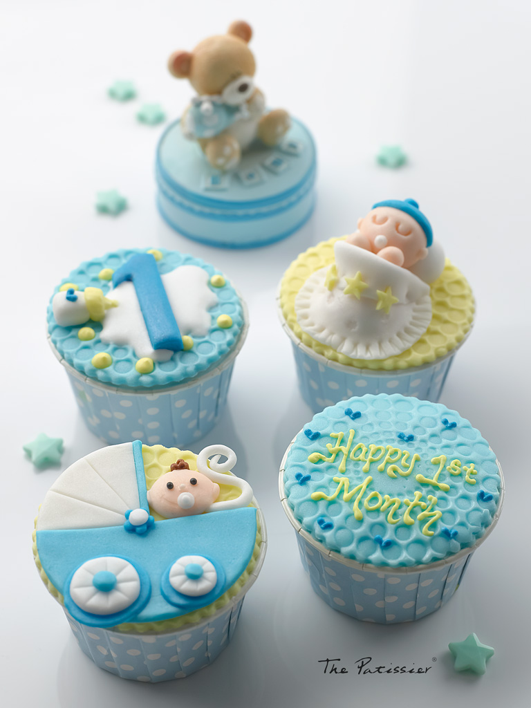 Full Month – Cupcakes - My lil baby boy