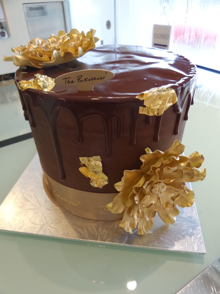 Golden Noir Cake