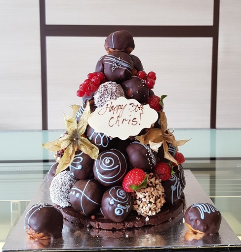 His Original Croquembouche